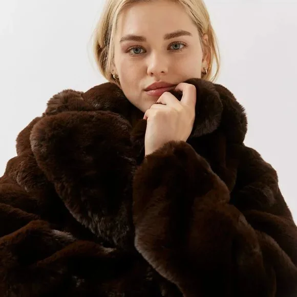 NEVER BEEN WORN (WITH TAGS) APPARIS Stella Faux Fur Coat XS - Picture 3 of 7